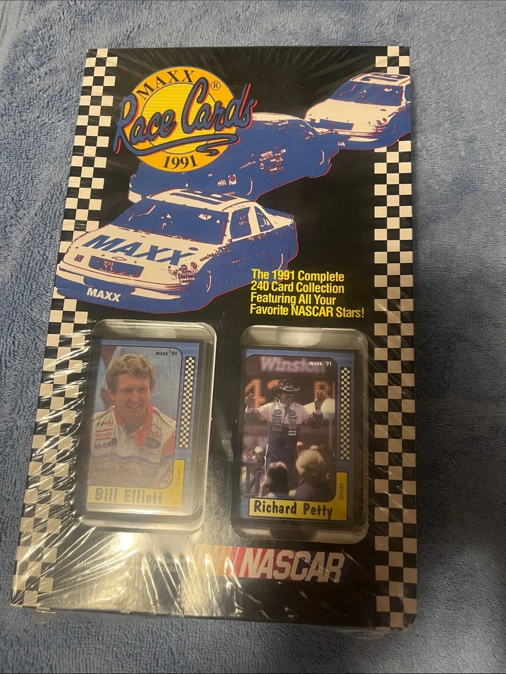 Nascar Black Blue Yellow Race Card Collector Pack